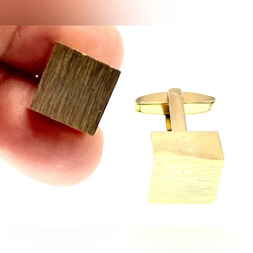 3 for $30 Vintage Sarah Coventry Daytona 500 Cufflinks Gold Tone Cubed